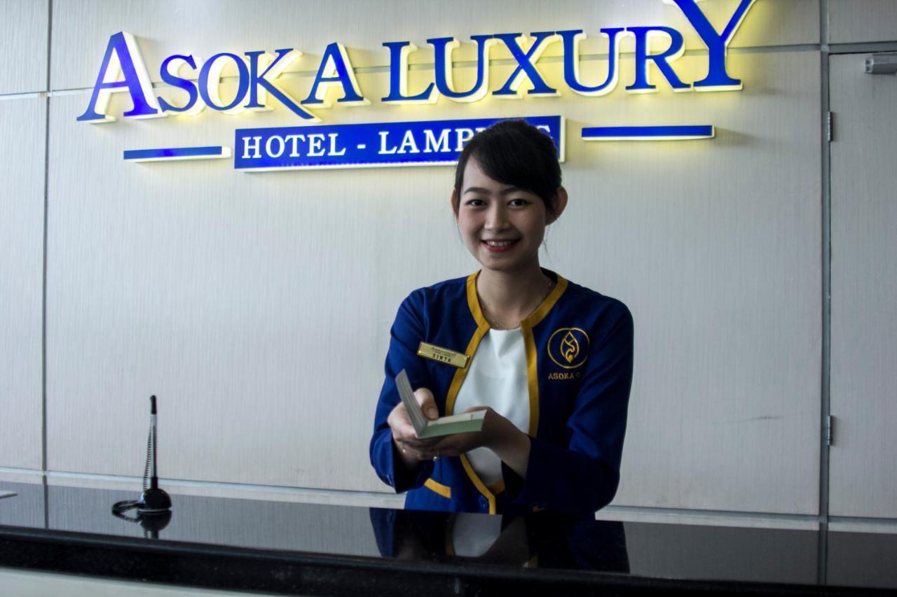 Asoka Luxury Hotel Bandar Lampung Esterno foto