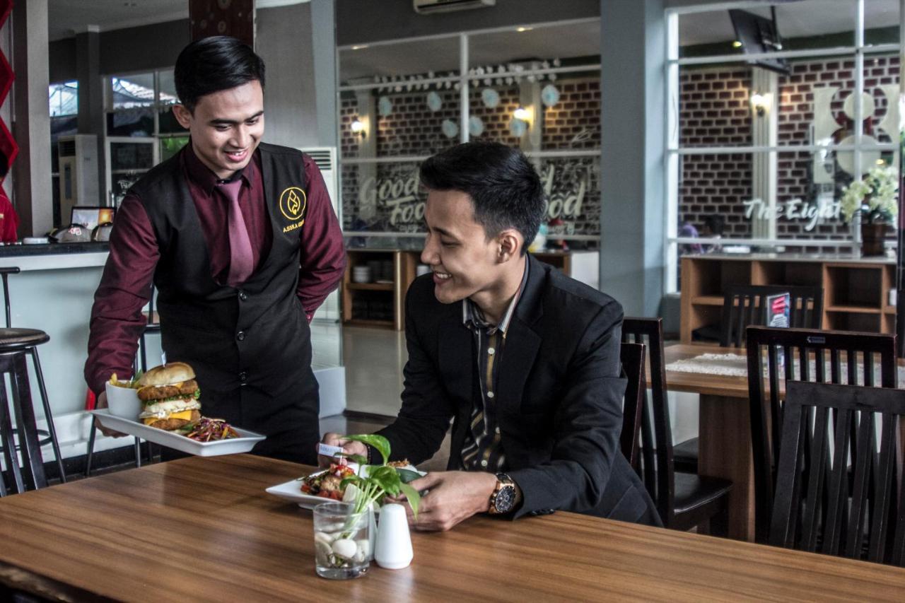Asoka Luxury Hotel Bandar Lampung Esterno foto